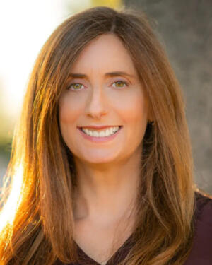 Diana Winston